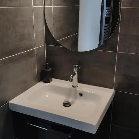 Studio Tout Confort Climatise A 10Mn Des Plages Apartment *