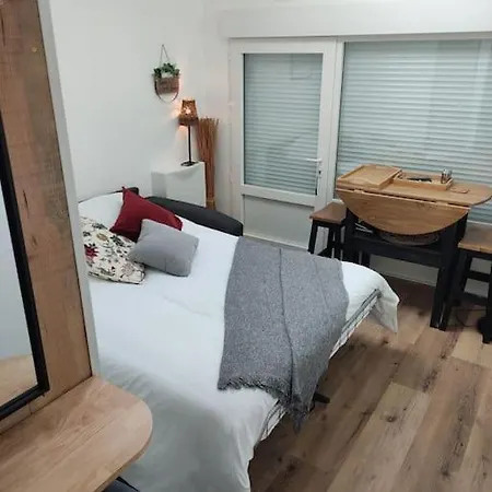 Apartment Studio Tout Confort Climatise A 10Mn Des Plages *